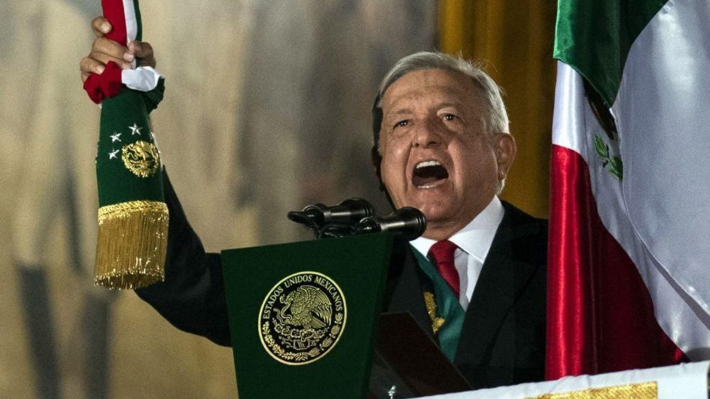 El Grito de Independencia será en el Zócalo con 500 personas_ AMLO