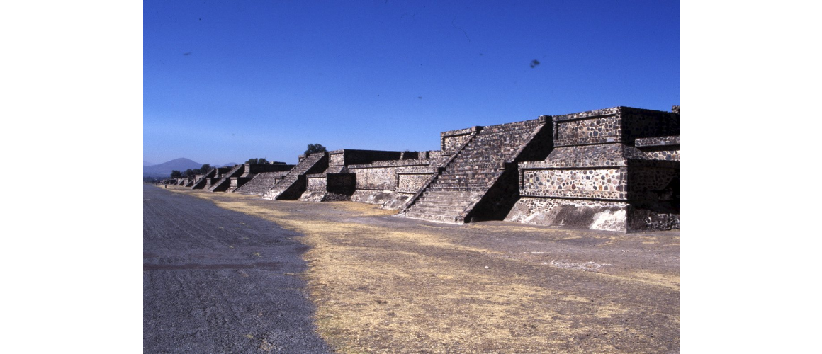 Calzada de los Muertos, Teotihuacán