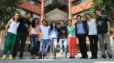 La beca UAM para servicio social es un apoyo para que los alumnos terminen sus estudios con un incentivo económico Foto: Becas UAM
