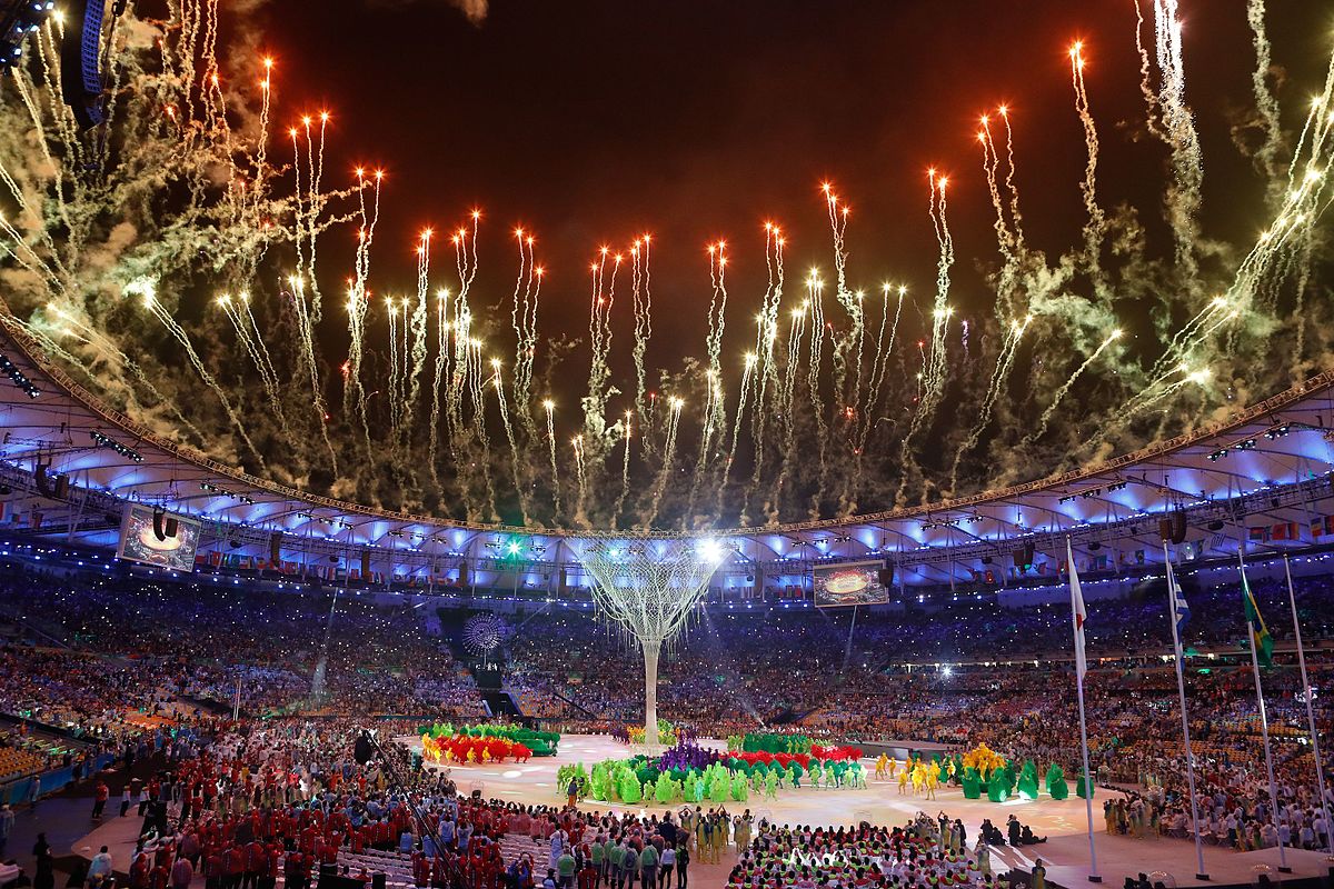 Las Olimpiadas dejan más deudas que ganancias, afirman economistas 7