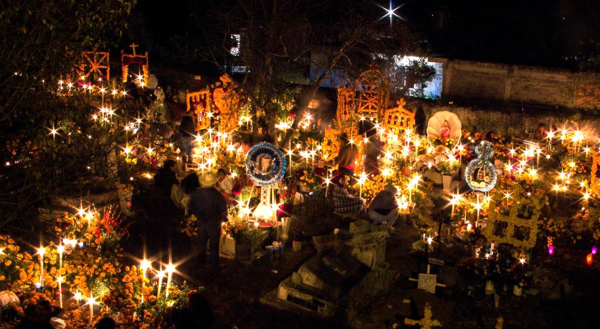 Michoacán-Noche-de-Muertos-2022-panteones