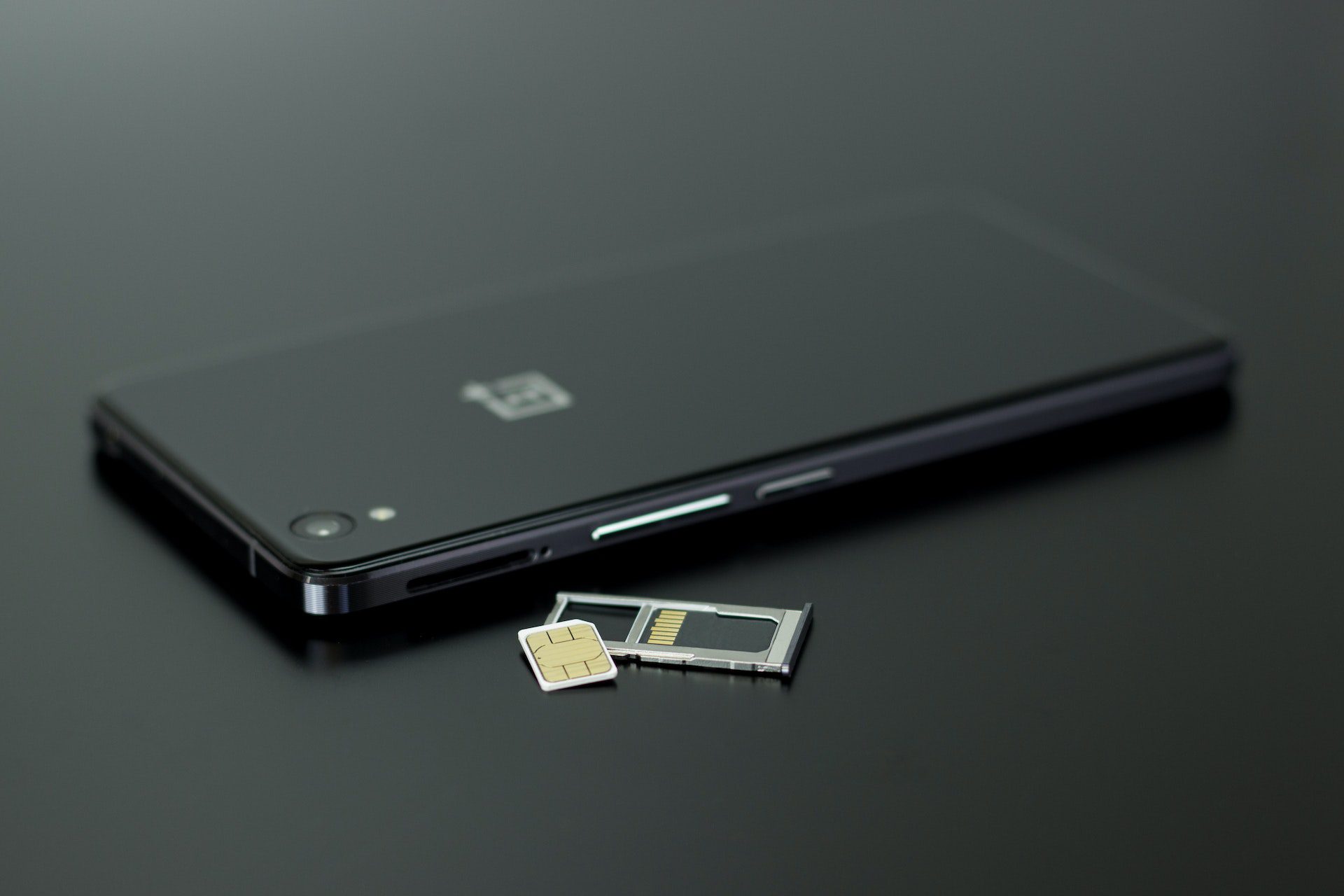 SIM Swapping Así roban el número de tu celular para hacer fraudes portada