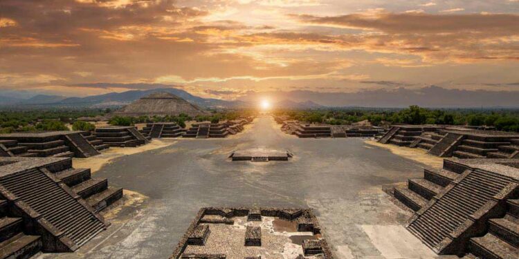 Vive el equinoccio de primavera 2023 en Teotihuacán y recárgate de energía / imagen: Gaceta UNAM