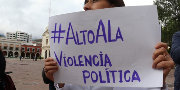 Violencia política de género podía dar 6 años de cárcel a periodistas y consultor político.